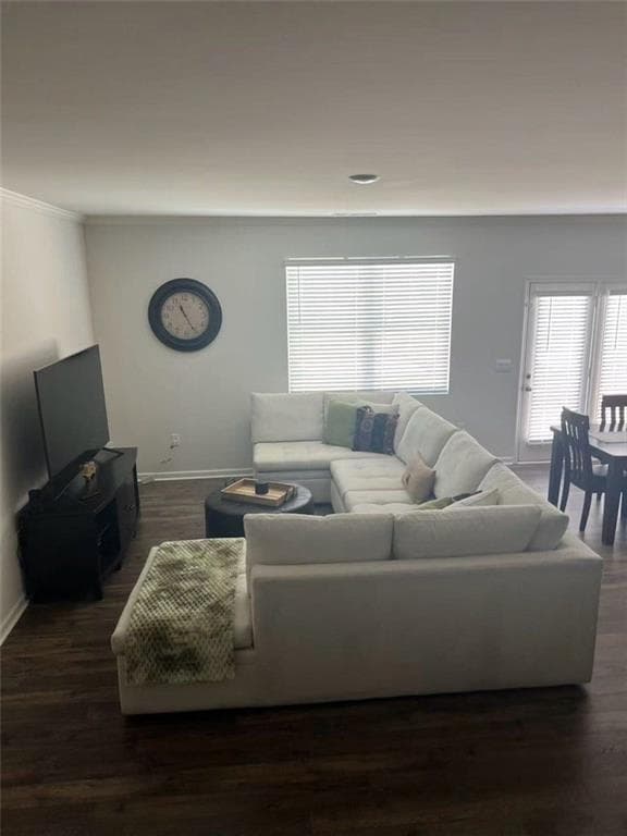 3 bedroom, 3 bathroom, 2,303 sq ft townhouse under contract at 2133 Blue Monarch Drive, Buford, GA 30519 — photo 5