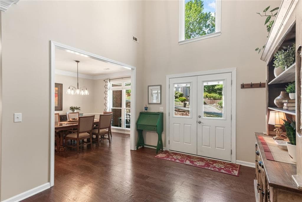 3 bedroom, 2 bathroom, 2,420 sq ft single family residence under contract at 1905 Broadwell Oaks Drive, Alpharetta, GA 30004 — photo 5