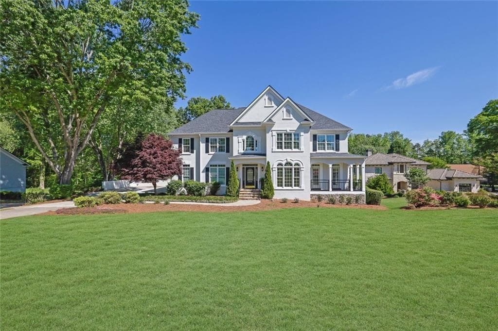 5 bedroom, 6 bathroom, 4,266 sq ft single family residence under contract at 4358 Willow Oak Drive, Gainesville, GA 30506 — photo 3