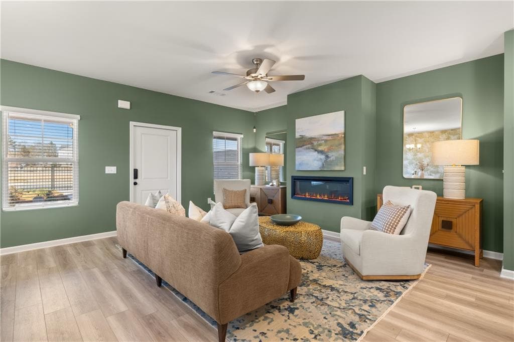 3 bedroom, 3 bathroom, 2,002 sq ft townhouse under contract at 3277 Lake Carlton Road, Loganville, GA 30052 — photo 7