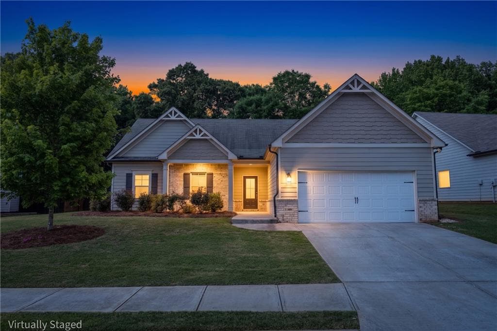 3 bedroom, 2 bathroom, 1,835 sq ft single family residence for sale at 500 Brighton Park Circle, Hoschton, GA 30548 — photo 2