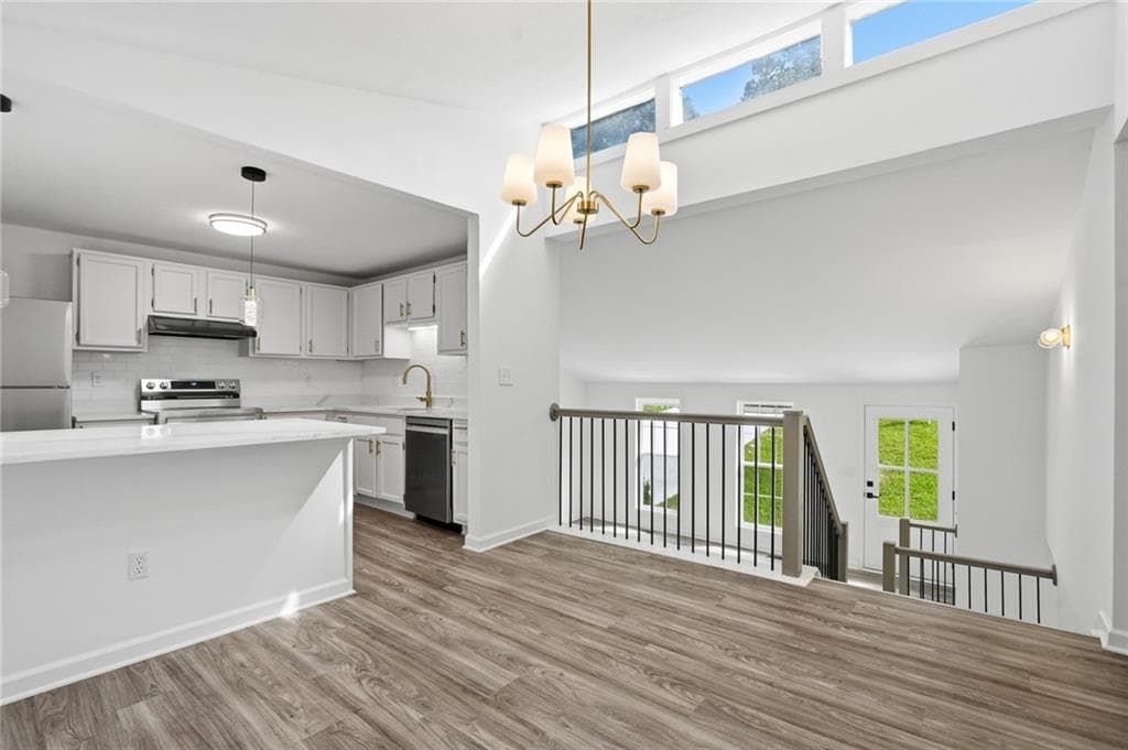 3 bedroom, 2 bathroom, 1,340 sq ft single family residence under contract at 1060 S Millard Way, Stone Mountain, GA 30088 — photo 8