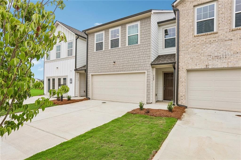 3 bedroom, 3 bathroom, 1,800 sq ft townhouse for sale at 322 Dearborn Drive, Cartersville, GA 30120 — photo 2