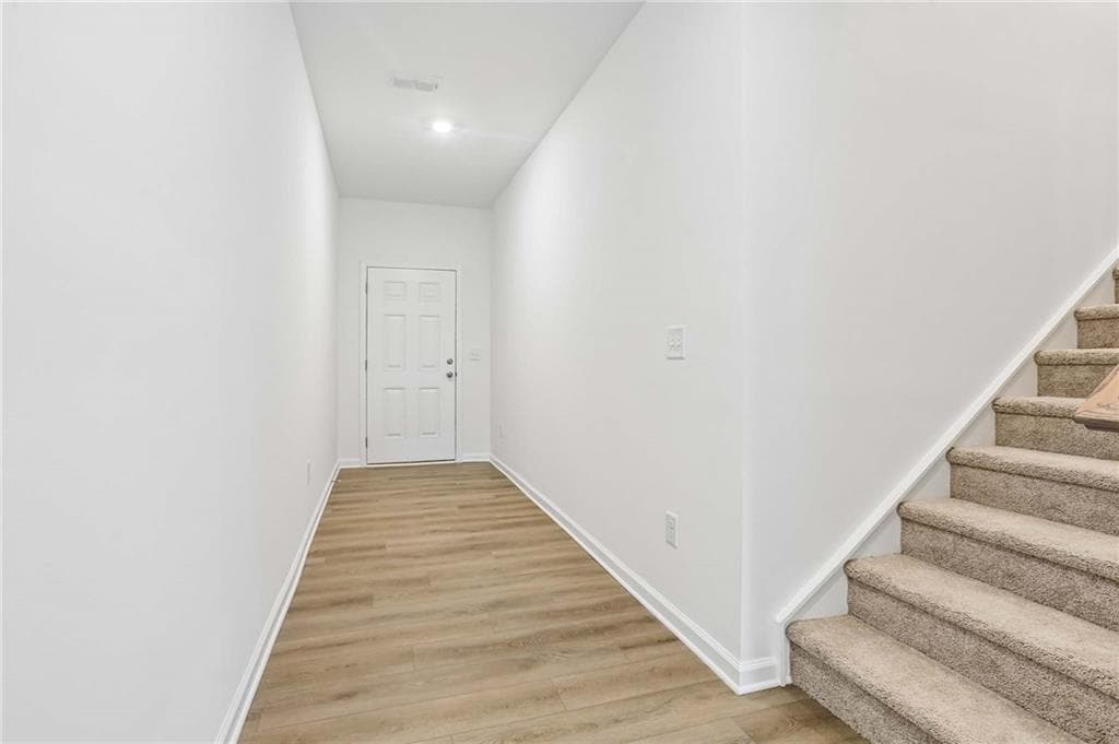3 bedroom, 3 bathroom, 1,800 sq ft townhouse for sale at 322 Dearborn Drive, Cartersville, GA 30120 — photo 6