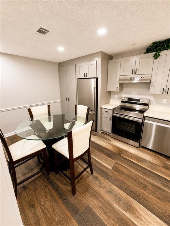 3 bedroom, 2 bathroom, 1,412 sq ft duplex for rent at 1116 Summer Brook Road, Atlanta, GA 30349 for $1,700 a month — photo 9