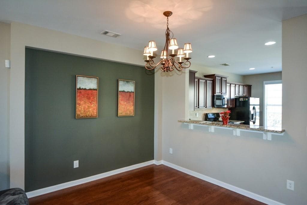 3 bedroom, 4 bathroom, 2,798 sq ft townhouse for rent at 6135 Indian Wood Circle, Mableton, GA 30126 for $2,800 a month — photo 9