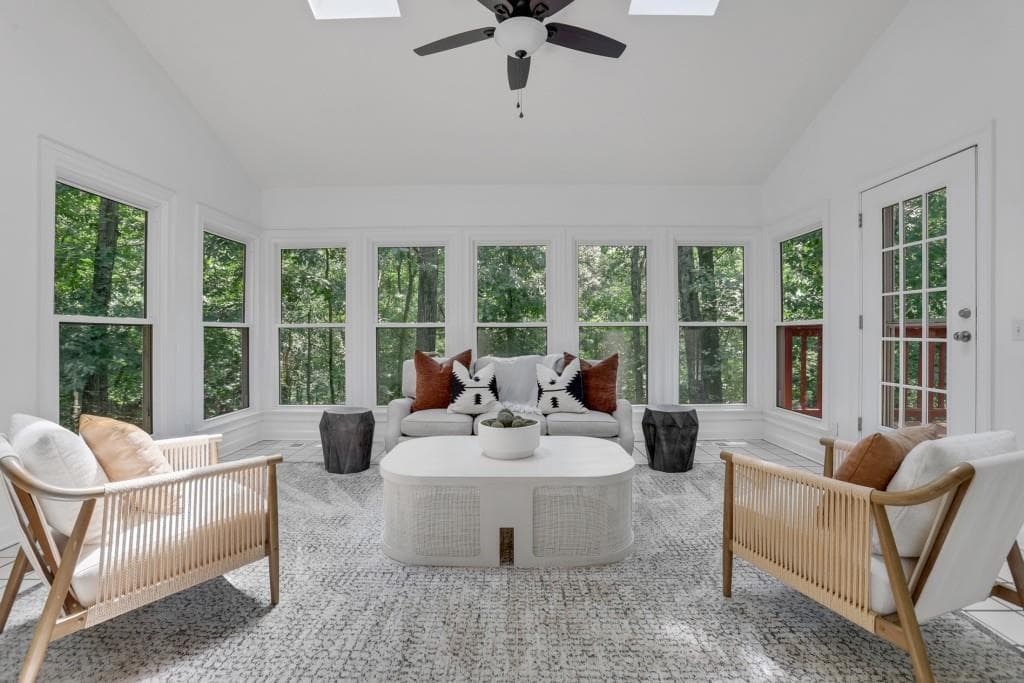 5 bedroom, 5 bathroom, 6,804 sq ft single family residence for sale at 8705 River Bluff Lane, Roswell, GA 30076 — photo 3