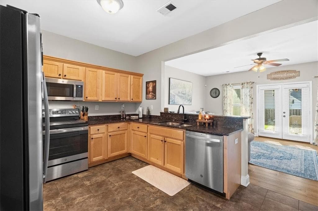 3 bedroom, 3 bathroom, 1,800 sq ft single family residence for sale at 47 Celtic Court, Adairsville, GA 30103 — photo 8