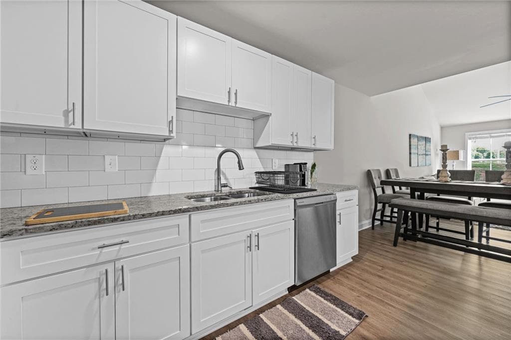 3 bedroom, 3 bathroom, 1,700 sq ft single family residence under contract at 238 Dove Place, Social Circle, GA 30025 — photo 9