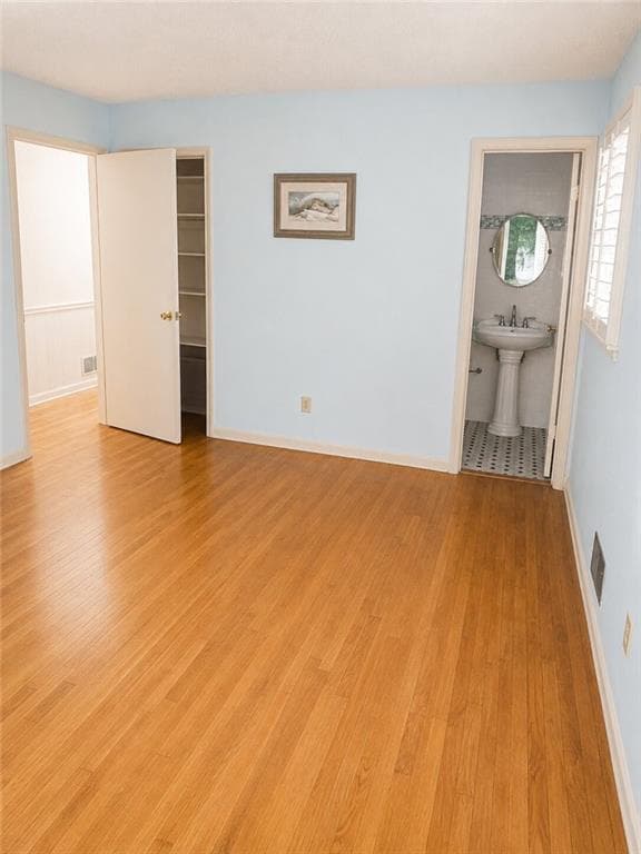 3 bedroom, 2 bathroom, 1,552 sq ft single family residence under contract at 897 Hearthstone Drive, Stone Mountain, GA 30083 — photo 7