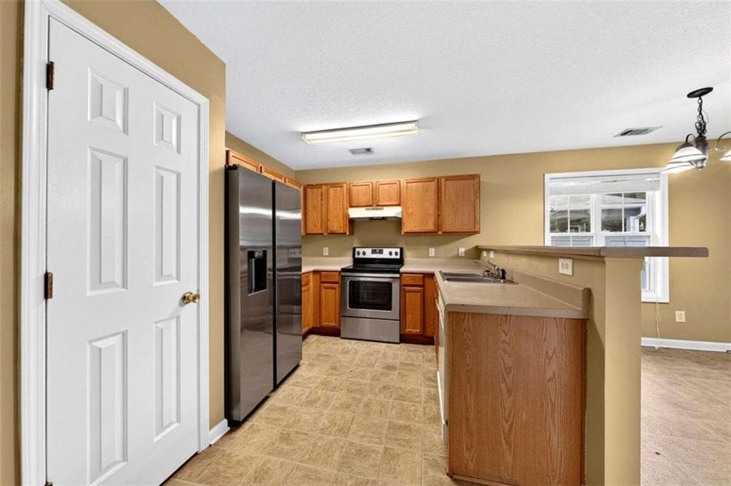 3 bedroom, 2 bathroom, 1,306 sq ft single family residence for rent at 744 W Vincent Drive, Athens, GA 30607 for $1,900 a month — photo 10