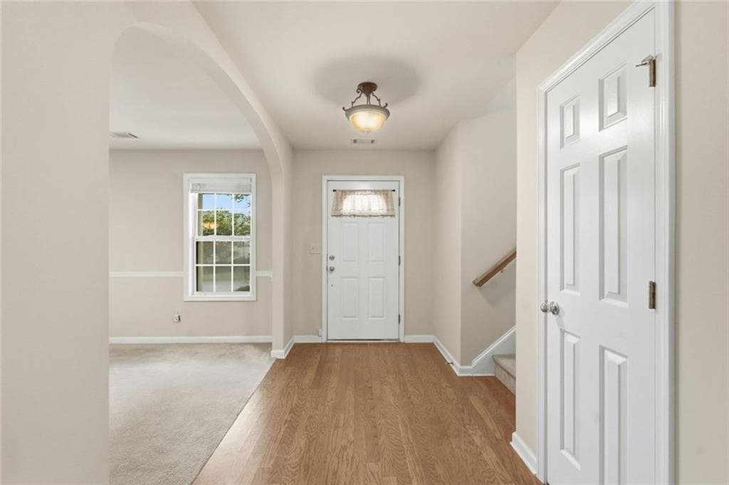 4 bedroom, 3 bathroom, 2,586 sq ft single family residence for sale at 6125 Mulberry Park Drive, Braselton, GA 30517 — photo 3