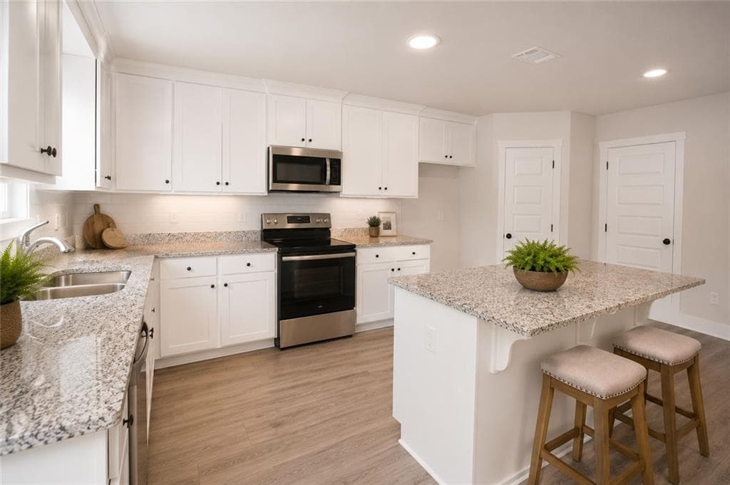 4 bedroom, 3 bathroom, 2,250 sq ft single family residence for rent at 45 Altamaha Drive, Jefferson, GA 30549 for $2,300 a month — photo 5