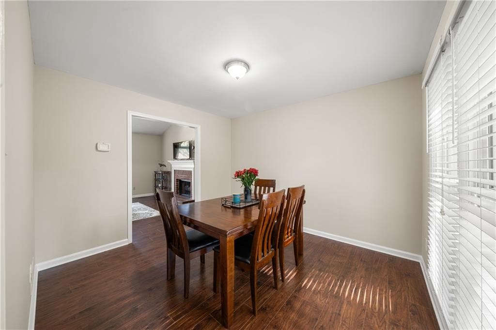 3 bedroom, 3 bathroom, 2,124 sq ft single family residence under contract at 3513 Robin Lane, Acworth, GA 30101 — photo 10