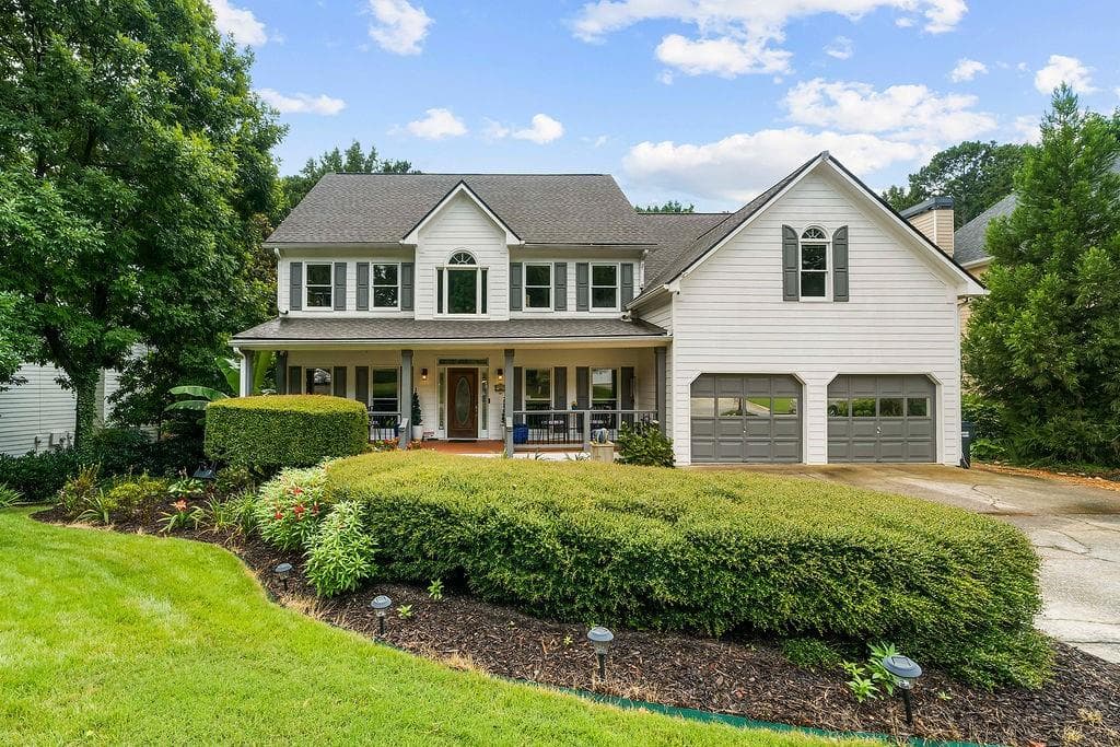 5 bedroom, 4 bathroom, 4,692 sq ft single family residence for sale at 6266 Braidwood Run, Acworth, GA 30101 — photo 1 of 51