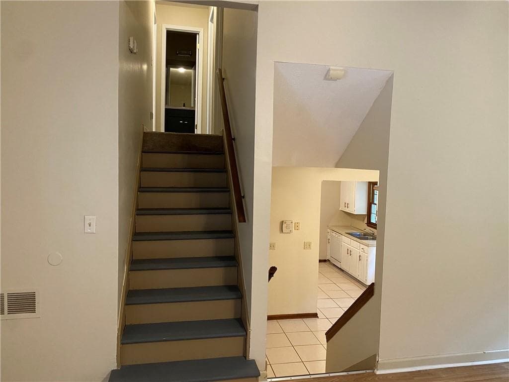 3 bedroom, 2 bathroom, 1,394 sq ft single family residence for rent at 475 Radio Court, Lawrenceville, GA 30046 for $1,790 a month — photo 4