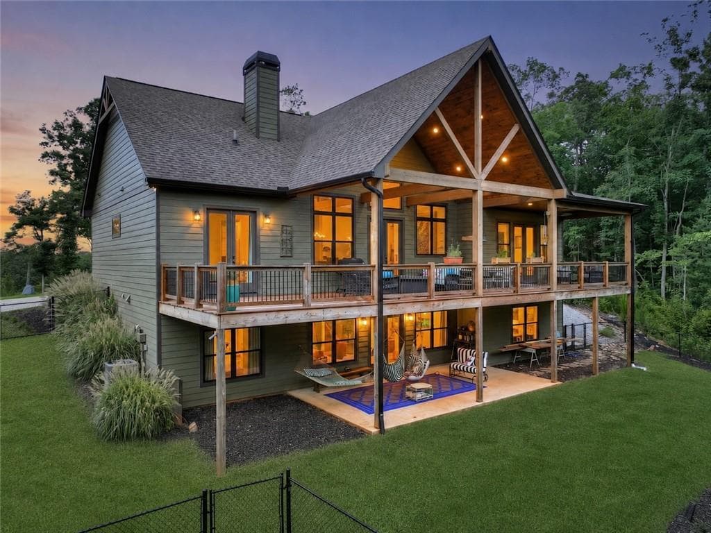 4 bedroom, 3 bathroom, 3,268 sq ft single family residence under contract at 1567 Hap Holt Road, Ellijay, GA 30540 — photo 2