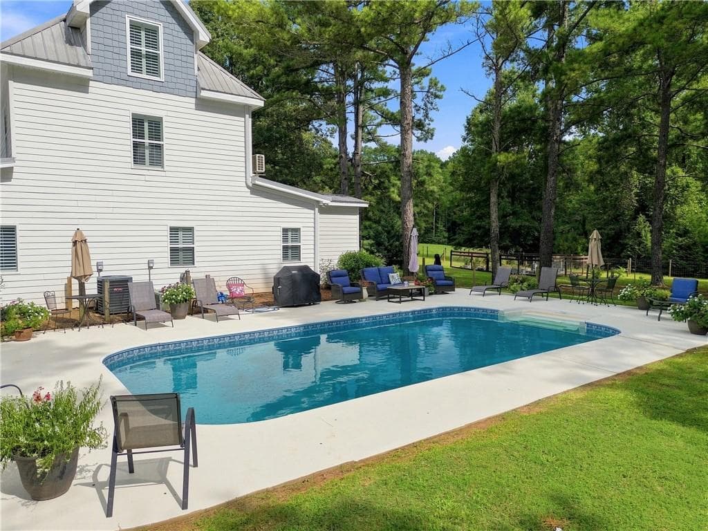 4 bedroom, 2 bathroom, 2,683 sq ft single family residence for sale at 216 Mockingbird Lane, Brooks, GA 30205 — photo 8