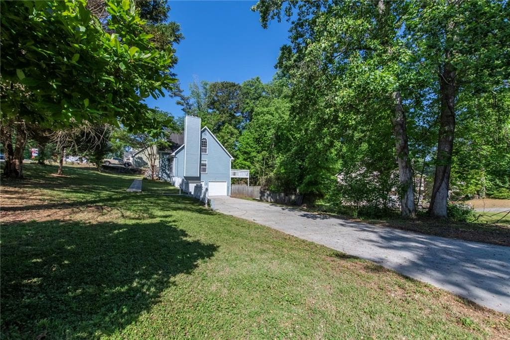 4 bedroom, 3 bathroom, 2,035 sq ft single family residence for sale at 5995 Megcole Way, Mableton, GA 30126 — photo 9