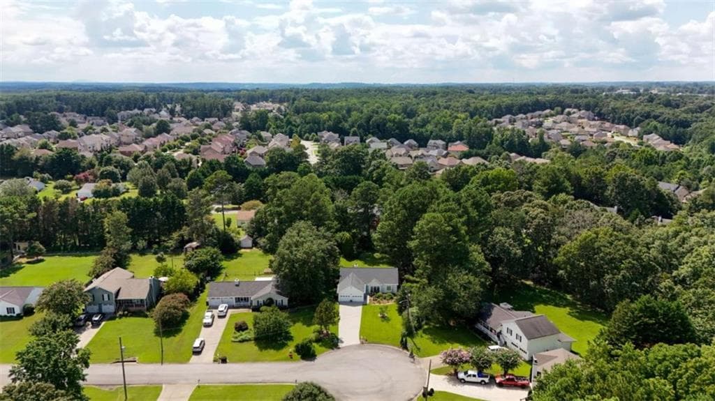 3 bedroom, 2 bathroom, 1,588 sq ft single family residence for sale at 1215 Brookton Drive, Dacula, GA 30019 — photo 6