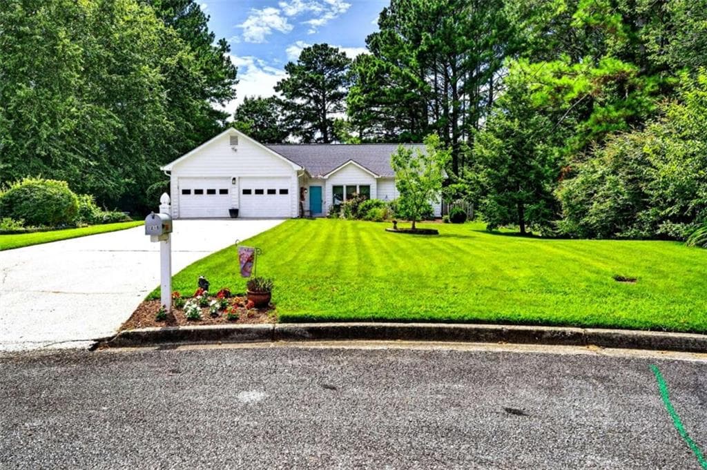 3 bedroom, 2 bathroom, 1,588 sq ft single family residence for sale at 1215 Brookton Drive, Dacula, GA 30019 — photo 10