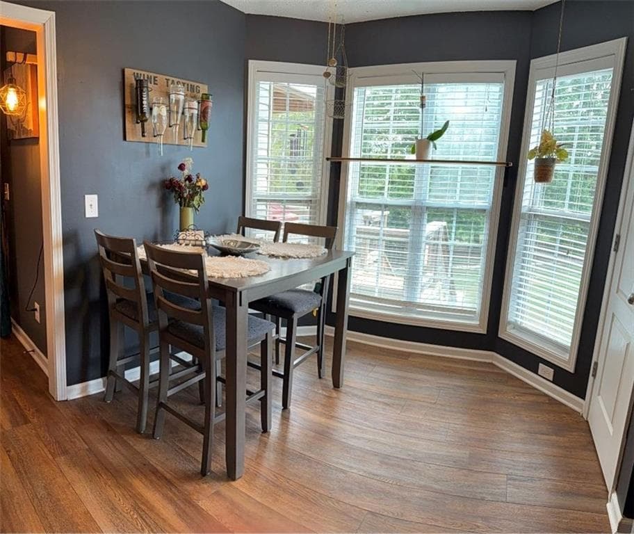 5 bedroom, 3 bathroom, 2,451 sq ft single family residence for sale at 18 J & J Drive, Lavonia, GA 30553 — photo 5
