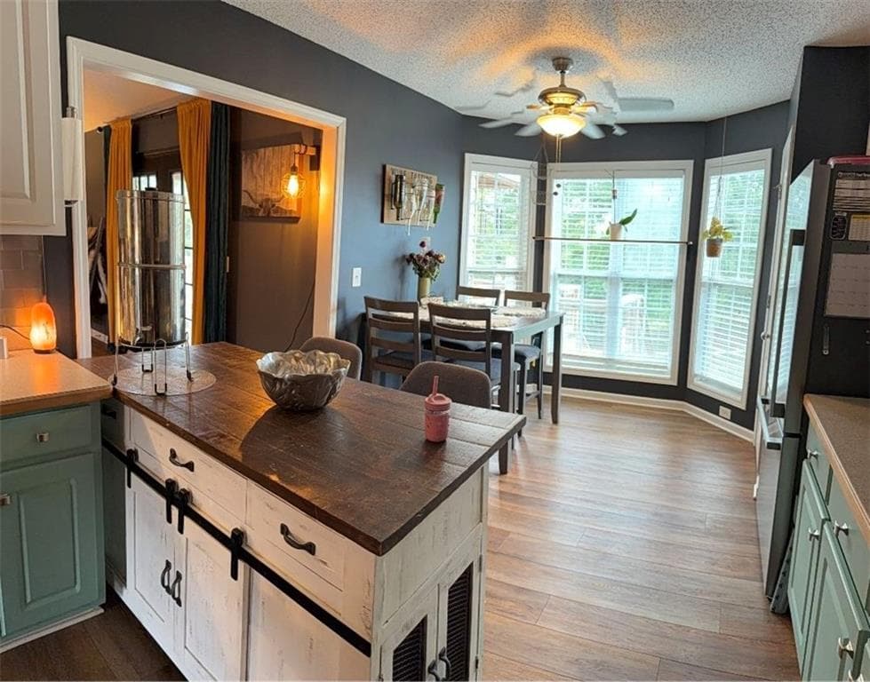5 bedroom, 3 bathroom, 2,451 sq ft single family residence for sale at 18 J & J Drive, Lavonia, GA 30553 — photo 7