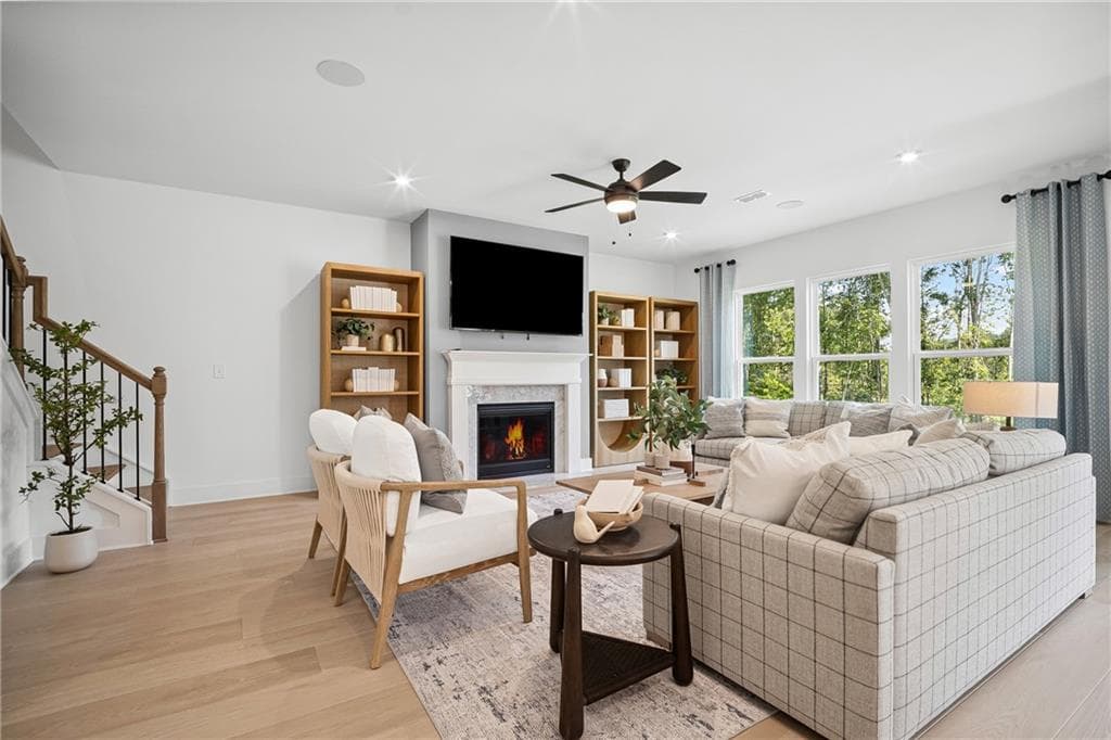 5 bedroom, 4 bathroom, 3,083 sq ft single family residence for sale at 372 Aidens Bluff, Hoschton, GA 30549 — photo 5