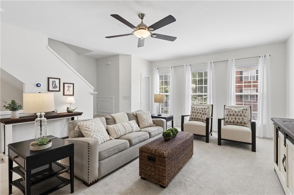 3 bedroom, 4 bathroom, 1,900 sq ft townhouse under contract at 3019 Glendower Way, Roswell, GA 30075 — photo 3