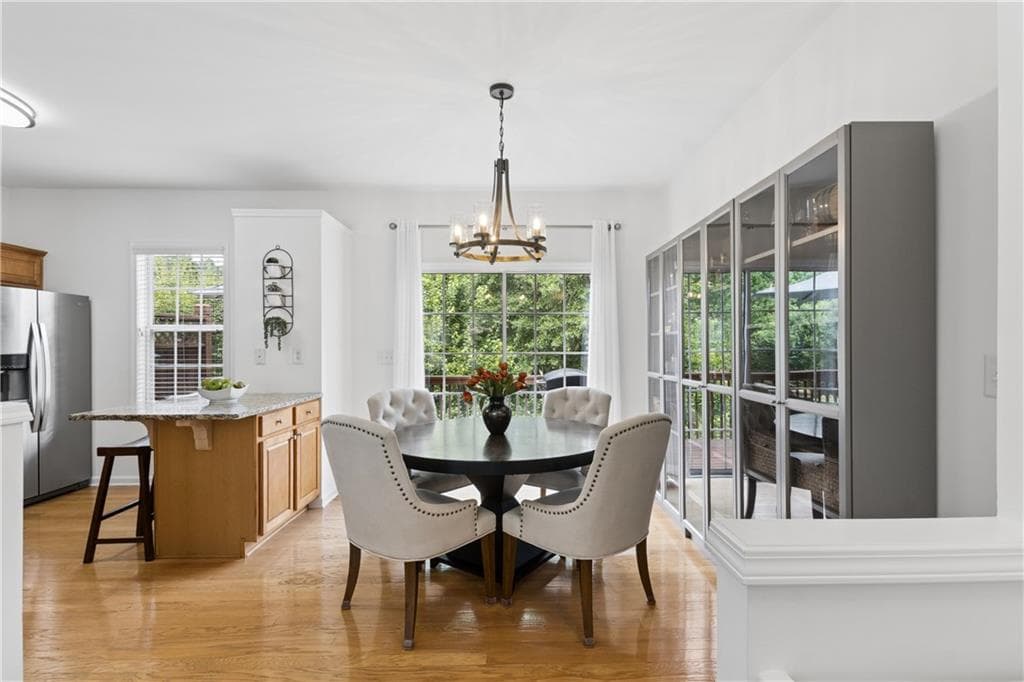 3 bedroom, 4 bathroom, 1,900 sq ft townhouse under contract at 3019 Glendower Way, Roswell, GA 30075 — photo 4
