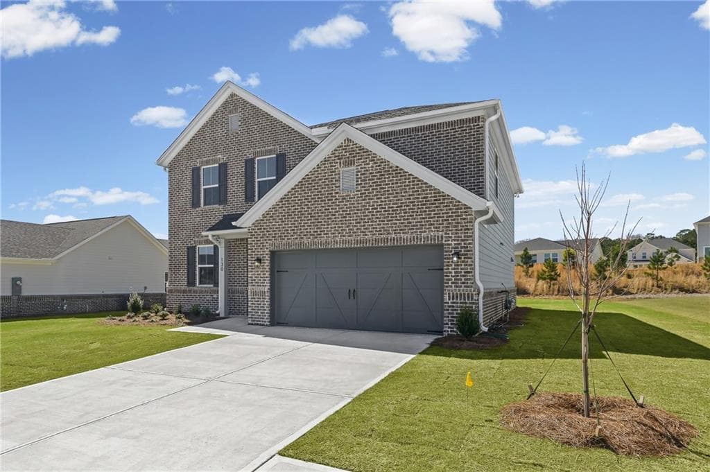 5 bedroom, 3 bathroom, 2,266 sq ft single family residence for sale at 130 Kenney Way, Locust Grove, GA 30248 — photo 3
