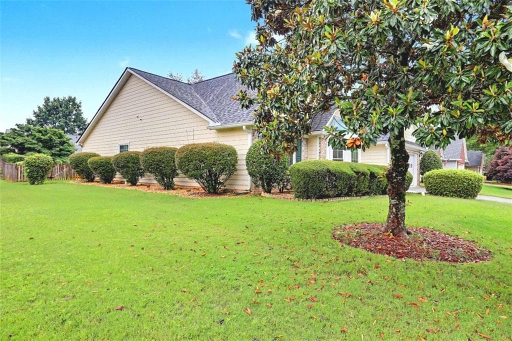 3 bedroom, 2 bathroom, 2,296 sq ft single family residence for sale at 4227 Lawhon Drive, Tucker, GA 30084 — photo 3
