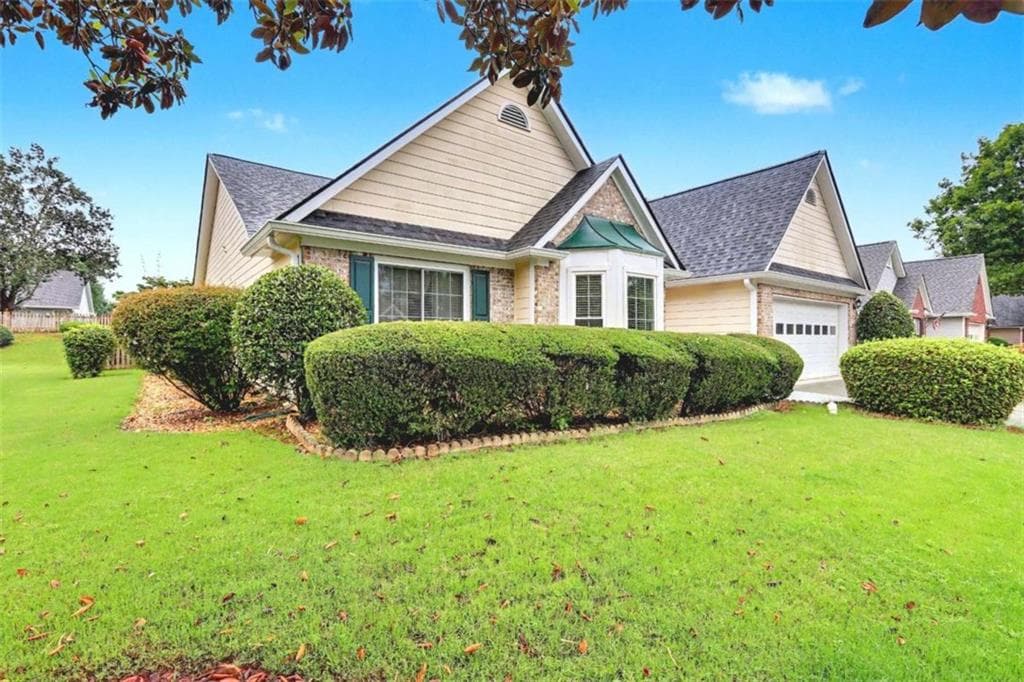 3 bedroom, 2 bathroom, 2,296 sq ft single family residence for sale at 4227 Lawhon Drive, Tucker, GA 30084 — photo 4