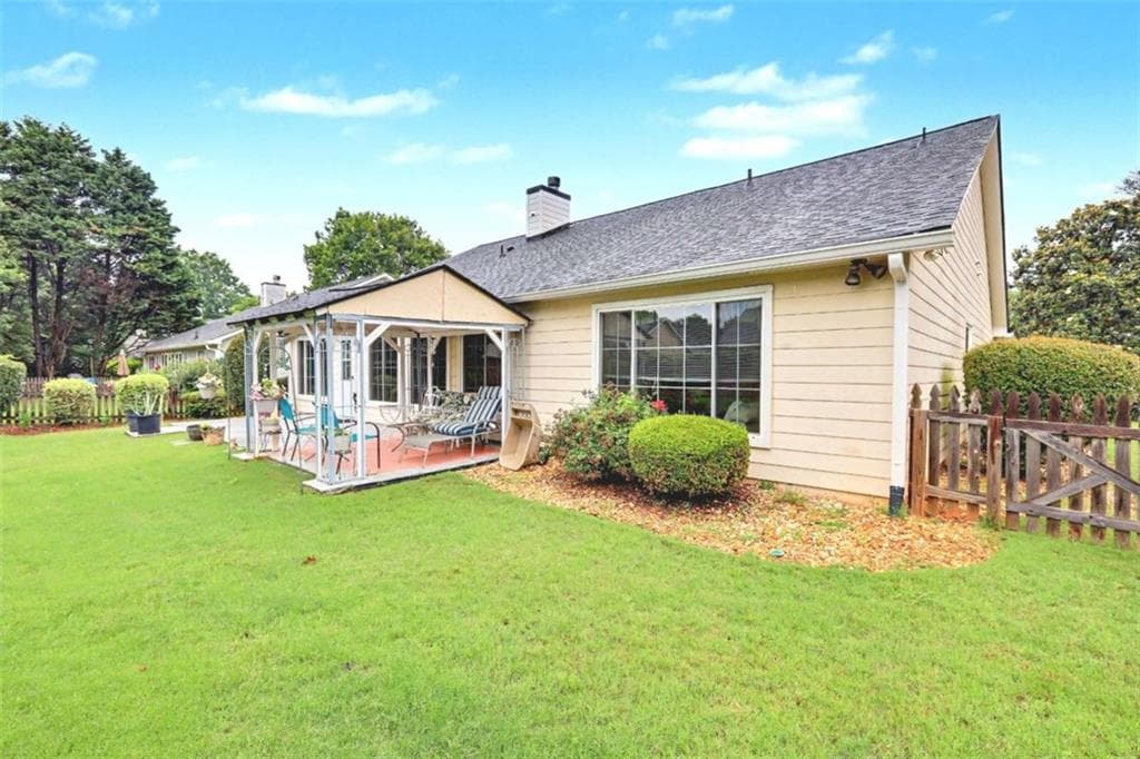 3 bedroom, 2 bathroom, 2,296 sq ft single family residence for sale at 4227 Lawhon Drive, Tucker, GA 30084 — photo 6