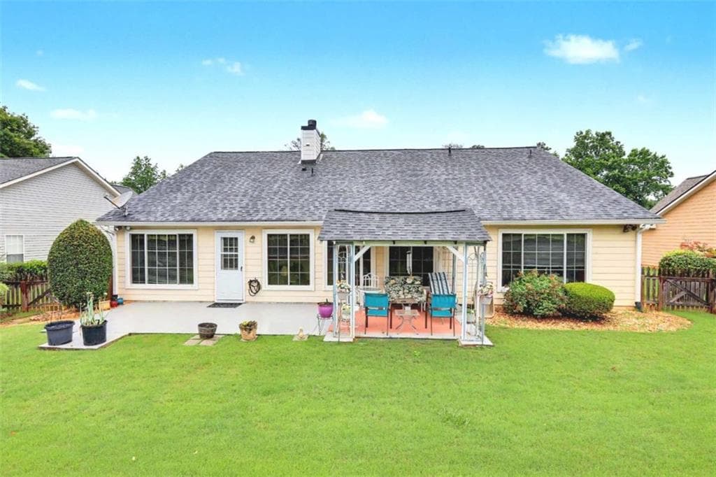 3 bedroom, 2 bathroom, 2,296 sq ft single family residence for sale at 4227 Lawhon Drive, Tucker, GA 30084 — photo 7