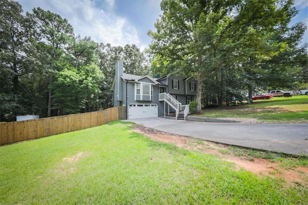 6 bedroom, 3 bathroom, 1,705 sq ft single family residence for sale at 133 Amberwood Lane, Euharlee, GA 30145 — photo 4