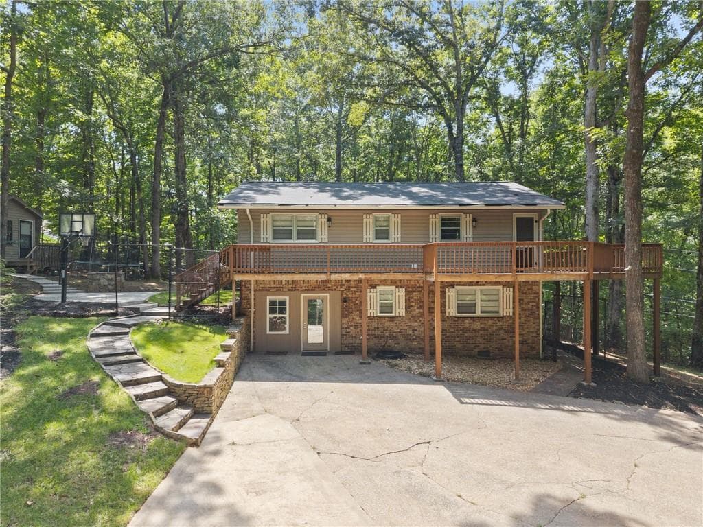 7803 Beachwood Drive, Murrayville, GA 30564 — most recent listing photo