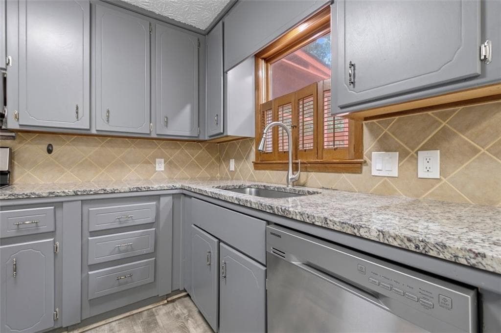 4 bedroom, 3 bathroom, 2,384 sq ft single family residence for sale at 3573 Downing Street, Marietta, GA 30066 — photo 9