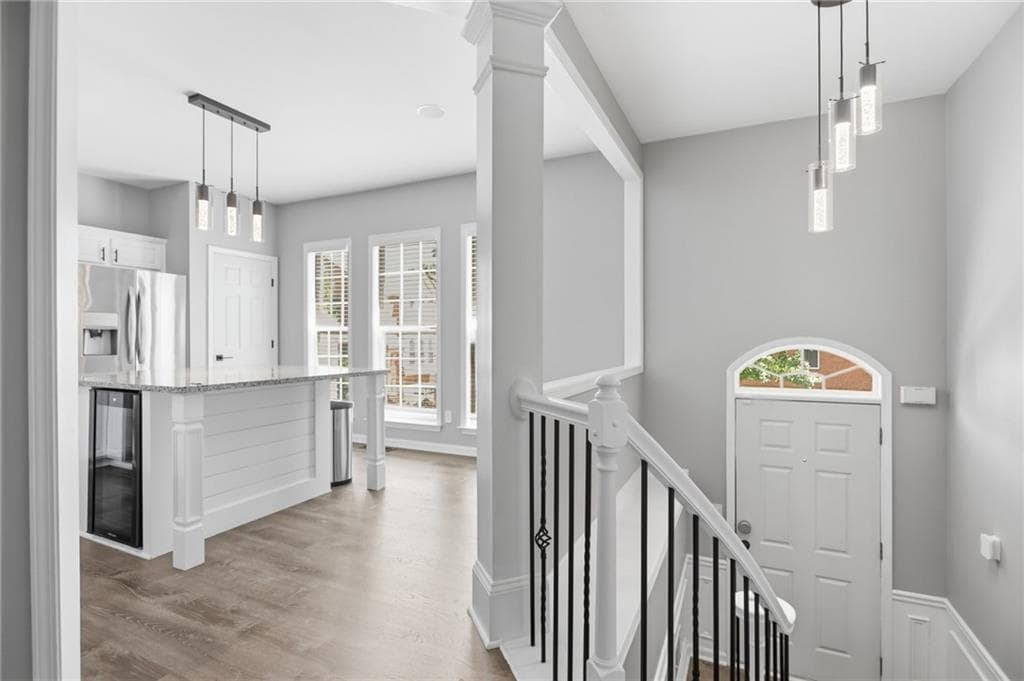 4 bedroom, 4 bathroom, 2,208 sq ft townhouse under contract at 2475 Bridlewood Drive, Atlanta, GA 30339 — photo 3