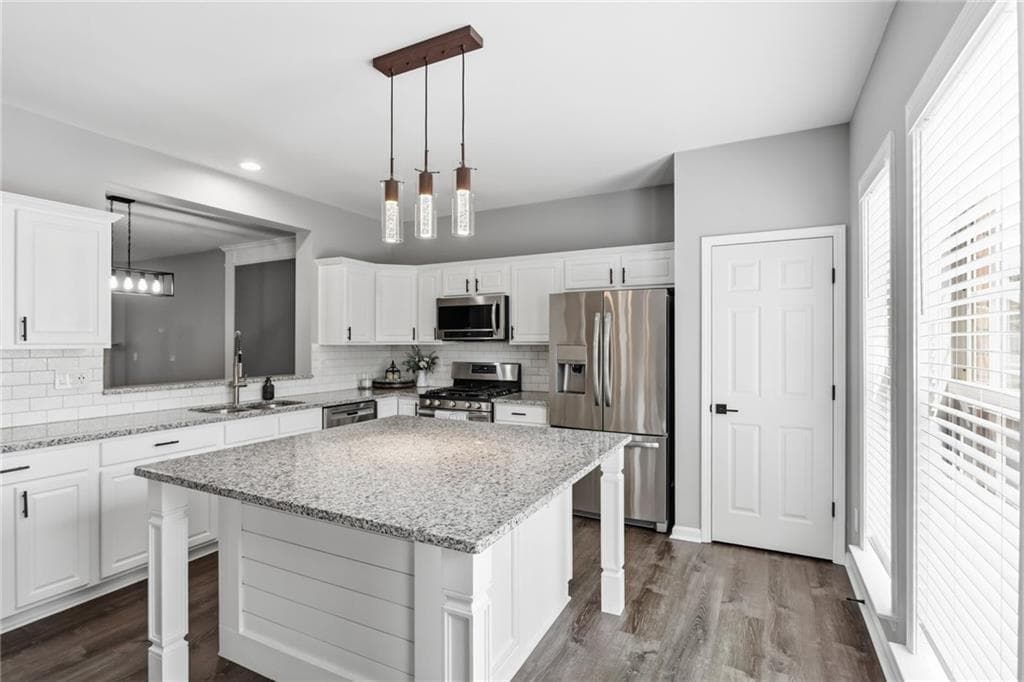4 bedroom, 4 bathroom, 2,208 sq ft townhouse under contract at 2475 Bridlewood Drive, Atlanta, GA 30339 — photo 5