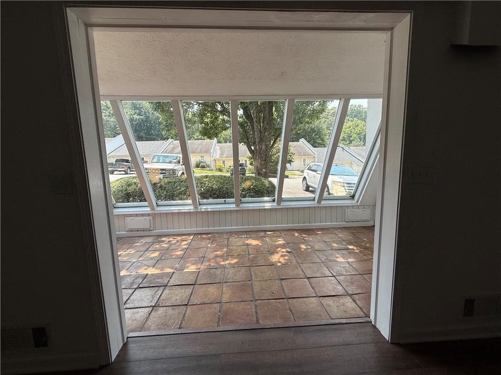 3 bedroom, 2 bathroom, 1,490 sq ft condominium for rent at 224 Goshen Lane, Woodstock, GA 30188 for $2,000 a month — photo 3