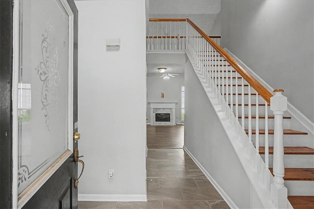 4 bedroom, 3 bathroom single family residence for rent at 665 Peachtree Trails Drive, Suwanee, GA 30024 for $2,400 a month — photo 3