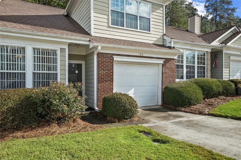 3 bedroom, 3 bathroom, 1,784 sq ft townhouse for sale at 124 CAMRY Lane, Grayson, GA 30017 — photo 2