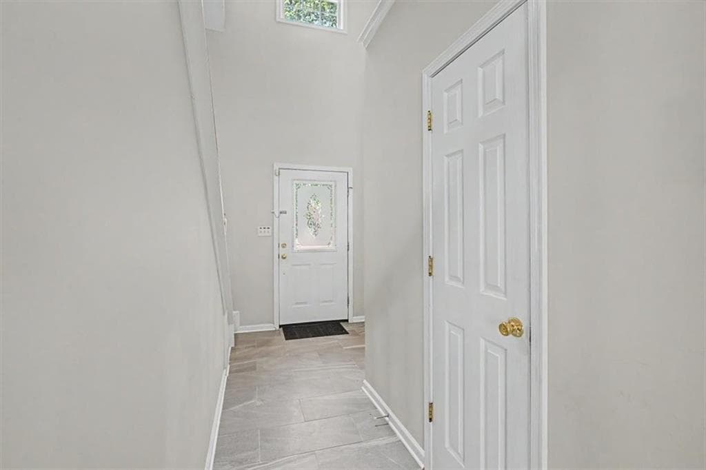 4 bedroom, 3 bathroom single family residence for rent at 665 Peachtree Trails Drive, Suwanee, GA 30024 for $2,400 a month — photo 4