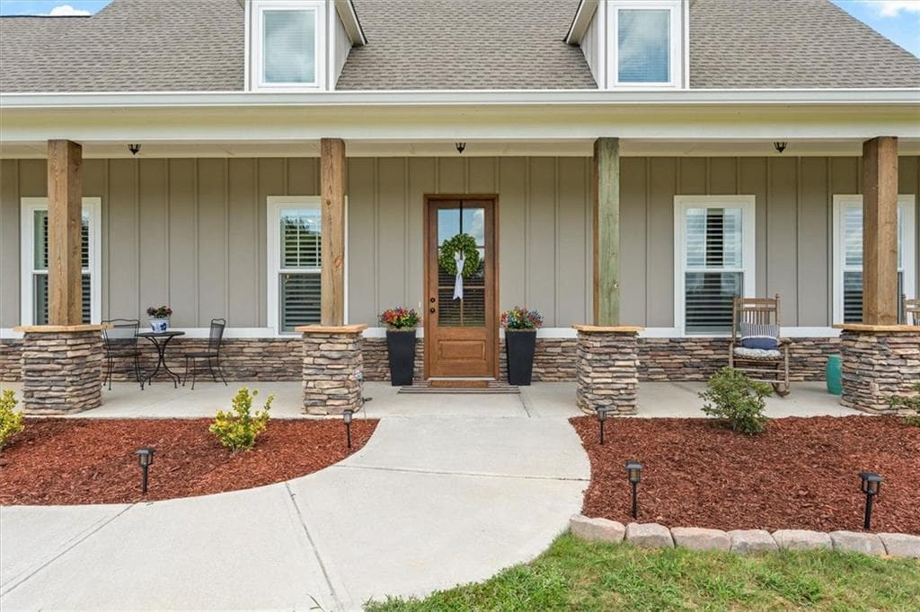 4 bedroom, 4 bathroom, 3,102 sq ft single family residence for sale at 1303 Sandhill Hickory Level Road, Carrollton, GA 30116 — photo 4