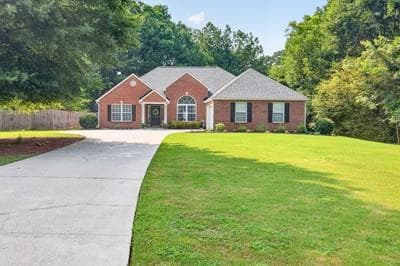 3 bedroom, 2 bathroom, 1,908 sq ft single family residence under contract at 501 Ansley Forest Drive, Monroe, GA 30655 — photo 3