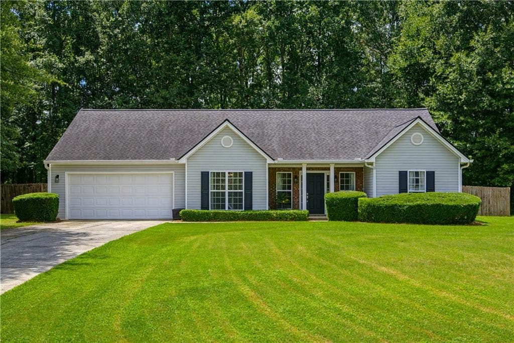 3 bedroom, 2 bathroom, 1,656 sq ft single family residence under contract at 1628 Amalie Drive, Statham, GA 30666