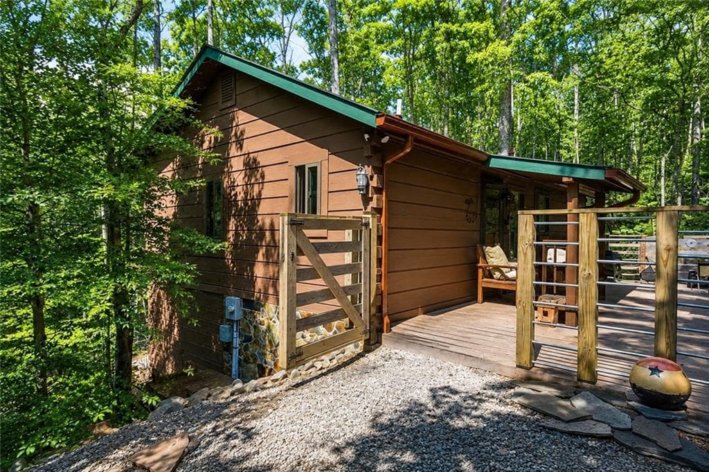 2 bedroom, 2 bathroom, 1,152 sq ft single family residence under contract at 266 Chimney Rock Road, Cherry Log, GA 30522 — photo 3