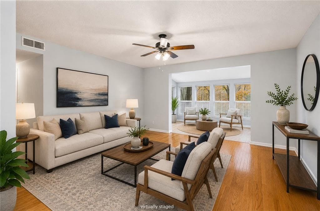 2 bedroom, 1 bathroom, 1,051 sq ft condominium for sale at 5143 Roswell Road 8, Sandy Springs, GA 30342 — photo 7