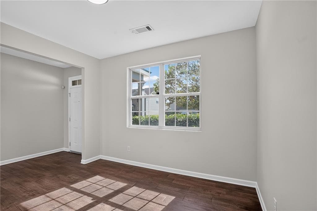 5 bedroom, 3 bathroom, 3,044 sq ft single family residence under contract at 1961 Osprey Drive, Hampton, GA 30228 — photo 10